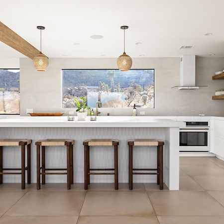 Amaru Muru - Luxury Retreat With Pool/Hot Tub/Yoga Joshua Tree Exterior photo
